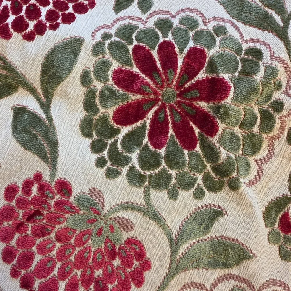 Vintage Crate & Barrel Jacquard Ophelia Table Runner 14 x 90